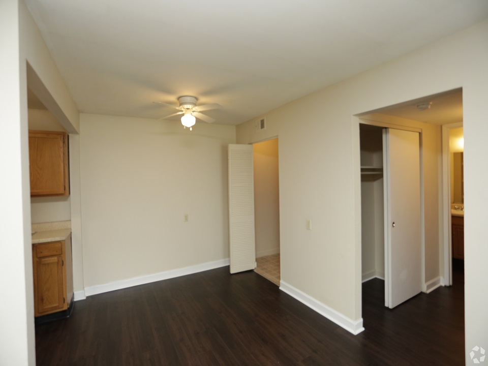Living Room at Rivertrails Apartments in Saint Louis, MO 63136